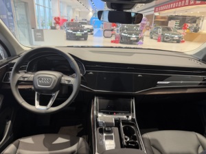 Nuevo <span class=keywords><strong>Audi</strong></span> Q7 <span class=keywords><strong>55</strong></span> TFSI 2026, Gasolina, Automático, Tracción en las Cuatro Ruedas, SUV de Lujo de Tamaño Completo, Edición Deportiva S Line, Volante a la Izquierda - Product Image 5