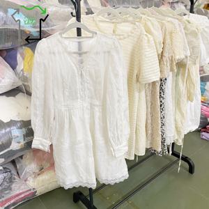 Abiti Floreali Usati di Alta Qualità per Signore a Prezzi Accessibili, Vestiti Usati di Eccellente Qualità - Product Image 6