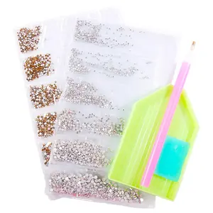 Hisenlee 3456Pcs Goudmijn En Zilvererts Stenen Glas Ronde Platte Basis Strass Met Een Set Nail Art Tools Voor Vrouw Decoraties