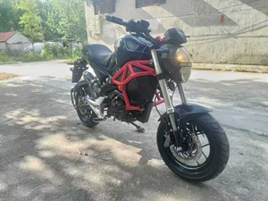 Petite <span class=keywords><strong>moto</strong></span> à essence <span class=keywords><strong>d</strong></span>'<span class=keywords><strong>occasion</strong></span> avec moteur de 125 cm3, motos sportives - Product Image 5