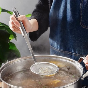 304 Stainless Steel Grease Filter Spoon 80 Mesh Liquid Filter For Kitchen Use - Product Image 1