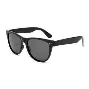 Gafas de sol polarizadas Conchen, montura ovalada negra, lentes TAC con protección UV400, unisex, para protección solar, conducción, viajes y moda. - Product Image 4