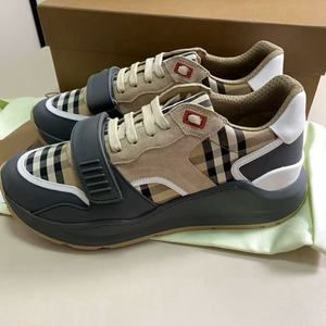 Nouvelles Baskets Plates de Luxe 2025 pour Hommes et Femmes – Design de Marque Tendance, Respirantes et Idéales pour la Marche et le Sport - Product Image 2