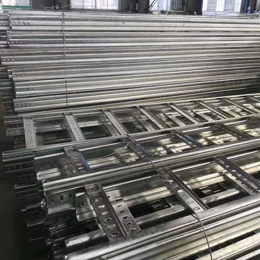 केबल ट्रे कीमत निर्माता आईएसओ CE प्रमाणित स्टील वायर मेष केबल Trunking ट्रे छिद्रित सीढ़ी प्रकार केबल ट्रे आकार