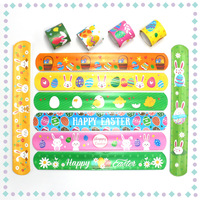 Bracelet à claquer en PVC pas cher pour la Pâques, décorations de poignet, cadeaux promotionnels d'entreprise, multicolores, œuf de Pâques, lapin