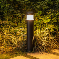 Lampadaire LED cylindrique noir mat étanche IP66 avec réflecteur conique pour aménagement extérieur, villa, pelouse, allée, cour