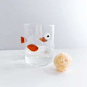 Tazza di vetro borosilicato a forma di <span class=keywords><strong>pesce</strong></span> carina con decorazione di <span class=keywords><strong>pesce</strong></span> resistente al calore per microonde e lavabile in lavastoviglie senza BPA - Product Image 3