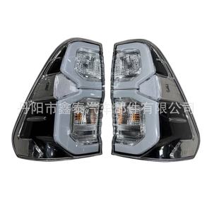 Feux arrière à LED Hilux Revo Rocco 2020-2025 transparents pour Toyota Hilux modèle Xt-21rv-003w - Product Image 1