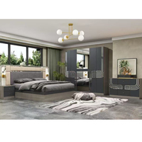 Ensembles de meubles de chambre haut de gamme : Lit en bois avec armoire miroir et commode pour une chambre complète (maison, appartement, villa)