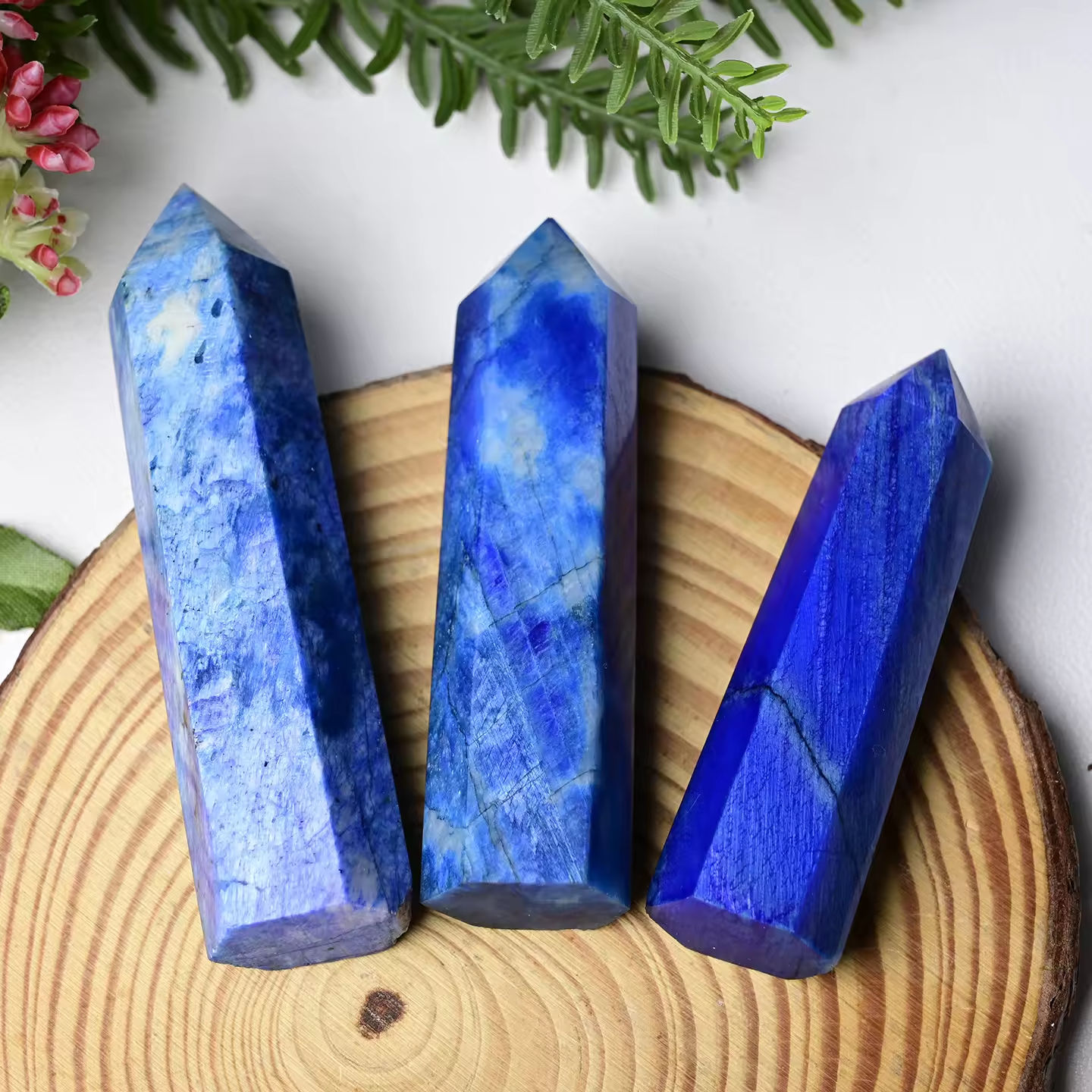 จุดมูนสโตนสีน้ำเงินเข้ม