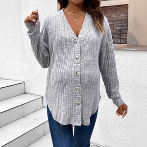 Camiseta de talla grande para <span class=keywords><strong>mujer</strong></span>, con botones frontales, mangas caídas, cuello en V, tela cepillada, cárdigan de maternidad - Product Image 4