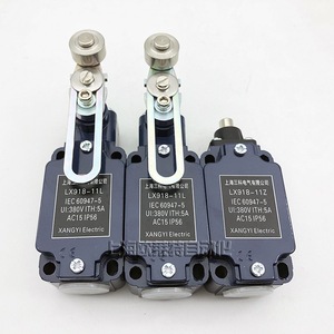 Interrupteur de fin de course Shanghai Sanko LX918 11L 11Z à bras à rouleaux SPDT AC15 IP56 - Product Image 1