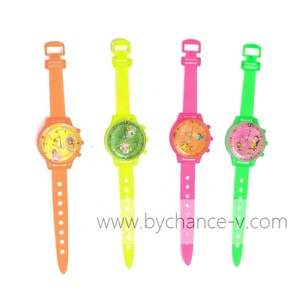 Cadeau gratuit pour enfants jouet pas cher prix bas cadeau de Pâques jeu de <span class=keywords><strong>puzzle</strong></span> classique <span class=keywords><strong>3D</strong></span> labyrinthe montre jouet pour capsule jouet de remplissage - Product Image 5