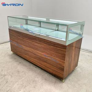 Vitrina Refrigerada para Pasteles de Alta Calidad, Comercial, de Una Sola Capa, Cuadrada, de Vidrio, con Enfriamiento por Aire y Control Mecánico, para Pastelería - Product Image 4