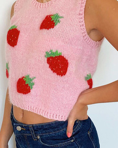 Korea Style Sleeveless Sweater Vest Women Jumper <strong>Strawberry</strong> Knitted Crop <strong>Top</strong> Lady Streetwear O-Neck Pullover <strong>Top</strong> Vest - Product Image 3