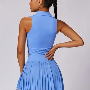 ชุดโยคะขายส่งพร้อมโลโก้สั่งทำ เสื้อระบายอากาศดีและกระโปรงพลีทสั้นเซ็กซี่ ชุดออกกำลังกายสไตล์เฉพาะตัว - Product Image 5