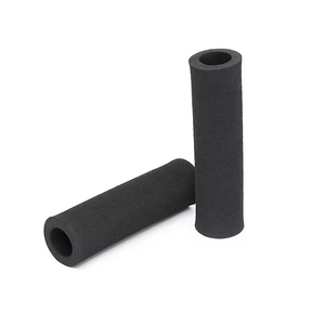 Tuyau d'isolation en mousse de caoutchouc souple isolé, matériau NBR PVC pour systèmes CVC et conduits de ventilation industrielle - Product Image 1