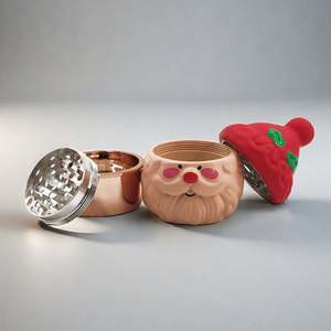 Broyeur à herbes en métal Père Noël en gros, broyeur à 4 couches en alliage de zinc, fabricant en Chine - Product Image 2