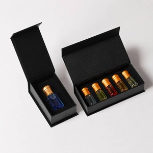 กล่องแม่เหล็กใส่ขวดน้ำหอมพิมพ์โลโก้ได้ กล่องของขวัญแบบพลิกเปิดปิดหรูหราสำหรับน้ำหอม - Product Image 1