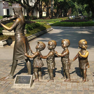 Escultura de Bronce TREVI, Figura de Maestro y Niños, para Decoración de Espacios Escolares - Product Image 1