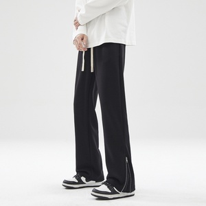 Pantalones Deportivos Americanos de Alta Calidad con Cierre en la Parte Inferior para Hombre, Corte Ajustado y Relajado con un Ligero Estilo Acampanado - Product Image 5