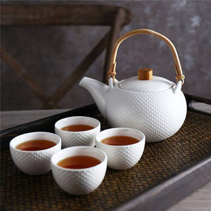 Théière <span class=keywords><strong>japonaise</strong></span> en céramique faite à la main, service à thé blanc en céramique avec poignée en rotin et 4 tasses à thé, ensemble cadeau, 6 pièces - Product Image 6