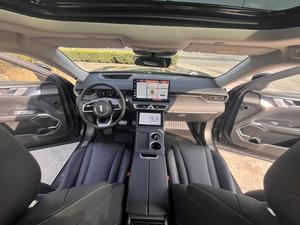 Auto Ibrida <span class=keywords><strong>Usata</strong></span> Cinese con Basso Chilometraggio WEY Mocha PHEV 2024 Hi4 4WD Edizione a Lunga Autonomia - Product Image 2