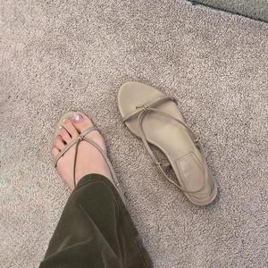 Casual Minimalist Fashion Comfortable Flat <b>Sandals</b> Women Vacation Style Beach Seaside Outer Wear Roman <b>Sandals</b> - Product Image 4