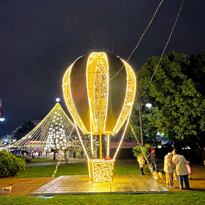 Vente en gros de lumières de Noël en forme de montgolfière pour les places publiques - Product Image 1