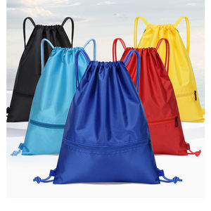 <span class=keywords><strong>Sac</strong></span> <span class=keywords><strong>à</strong></span> <span class=keywords><strong>dos</strong></span> pliable en polyester personnalisé, imperméable, avec cordon de serrage, multifonctionnel, pour fans, vente en gros - Product Image 1