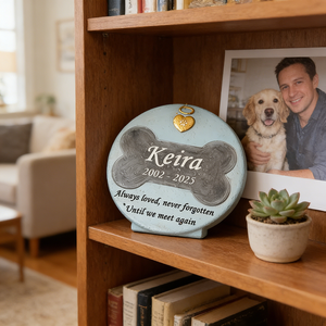 Targa Commemorativa per Animali Domestici a Forma di Osso Personalizzata, Ricordo in Resina Azzurra con Design Osseo Nero, Regalo Artigianale di Condoglianze per Amanti degli Animali - Product Image 4