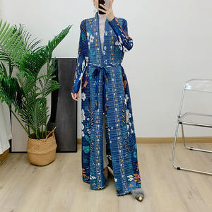 Dubai Tourism Travel Apparel Elegant Spring Muslim Abaya Dress <b>Scarf</b> Collar Printed Anti-Wrinkle Breathable Festival Robe - Product Image 1