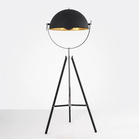 Lampe sur pied de style industriel rétro nordique moderne, design trépied américain, source lumineuse LED, corps en fer, E27 pour chambre à coucher, modèle de pièce