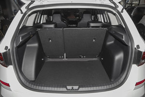 <span class=keywords><strong>SKODA</strong></span> <span class=keywords><strong>KAMIQ</strong></span> 2025 1.5L Automatico, Comodo SUV Compatto a Benzina, Velocità Massima 109 CV, Motore L4 a Benzina, Nuova <span class=keywords><strong>Kamiq</strong></span> - Product Image 6
