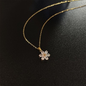 Collier pendentif en laiton en forme de grenouille Baydurcan avec chaîne en bambou, cadeau mignon pour femme - Product Image 3