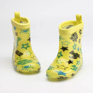 Chaussures pour enfants, bottes <span class=keywords><strong>de</strong></span> <span class=keywords><strong>pluie</strong></span> classiques pour enfants <span class=keywords><strong>de</strong></span> style nouveau bottes <span class=keywords><strong>de</strong></span> <span class=keywords><strong>pluie</strong></span> en caoutchouc PVC pour enfants - Product Image 5
