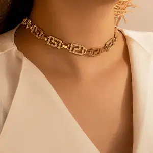 Nieuwe Labyrint Single-Layer Hals Ketting Retro Overdreven Gold Loop Terug Korte Sleutelbeen Keten Voor Vrouwen