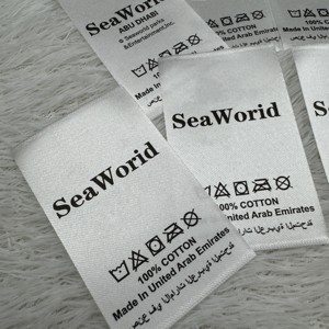 Vendita calda di etichette di <span class=keywords><strong>abbigliamento</strong></span> in tessuto di raso stampate personalizzate con Logo di fiducia del fornitore di <span class=keywords><strong>accessori</strong></span> per <span class=keywords><strong>abbigliamento</strong></span> - Product Image 3