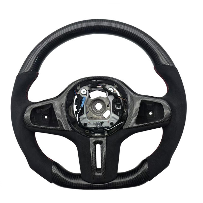 คาร์บอนไฟเบอร์ + Alcantara + เย็บสีแดง