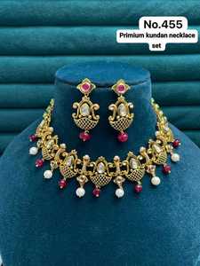 Conjunto de Collar Moderno de Circonita con Detalles de Piedras y Pendientes a Juego, Joyería de Moda para Mujer, Venta al por Mayor, Proveedor OEM ODM - Product Image 2