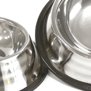 Gamelle et distributeur d'aliments pour animaux de compagnie en acier inoxydable avec base antidérapante, couleur écru, 34 cm – Élégant et durable pour votre animal. - Product Image 2