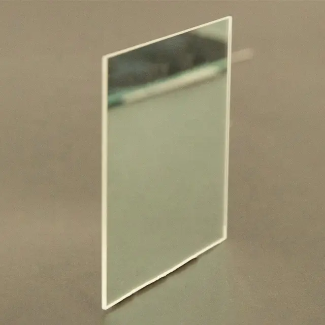 Miroir réfléchissant en verre à haute réflectivité, filtres optiques OEM 95%, miroir argenté de Surface avant optique