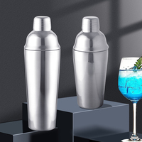 Shaker à cocktails moderne portable en acier inoxydable à double paroi, écologique, capacité 640 ml, couleur et logo personnalisables, vente en gros