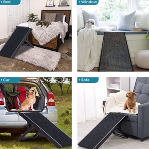 Rampa plegable de madera ajustable para perros y gatos, superficie de alfombra antideslizante para sofá o cama - Product Image 4
