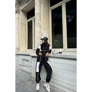 Conjunto Deportivo Negro Simple de 340 g/m², Transpirable, Unisex, Ropa Casual - Product Image 4