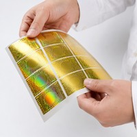Rouleau d'autocollants personnalisés en forme de cœur holographique doré, étiquettes en feuille prismatique pour emballage cadeau, vente en gros