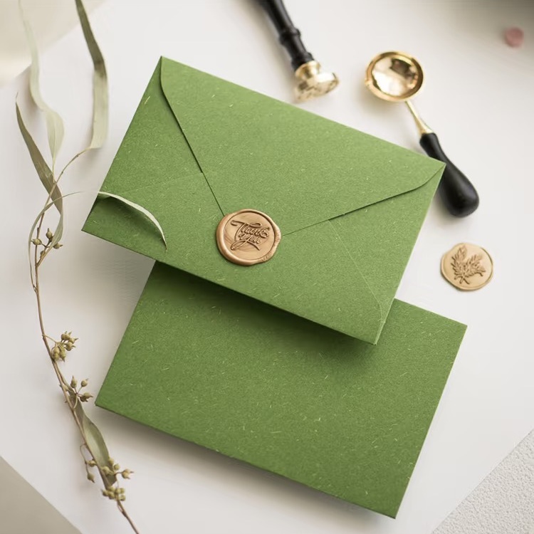 Custom Printed Kraft Paper Cardboard Envelope Packaging Various Sizes with Logo for Art Paper Poster