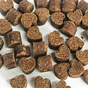 Snack per Animali Domestici OEM ODM Direttamente dalla Fabbrica, Carne Secca, Alimenti per Animali ad Alto Contenuto Proteico, Bocconcini per Cani e Gatti, Alimento Semiumidificato a Forma di Cuore - Product Image 3