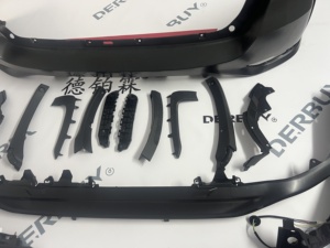 Kit de cuerpo de material PP para Fortuner 2016-2021 Actualización a Fortuner Legender GR Bodykit - Product Image 3