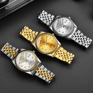 <span class=keywords><strong>Montre</strong></span> Couple <span class=keywords><strong>Pas</strong></span> Chère, Montres <span class=keywords><strong>de</strong></span> Luxe <span class=keywords><strong>pour</strong></span> <span class=keywords><strong>Homme</strong></span> et Femme, Montres-Bracelets Tendance <span class=keywords><strong>pour</strong></span> Dames, Montres <span class=keywords><strong>de</strong></span> Couple à Quartz Or <span class=keywords><strong>de</strong></span> <span class=keywords><strong>Marque</strong></span> Supérieure, Relojes - Product Image 2
